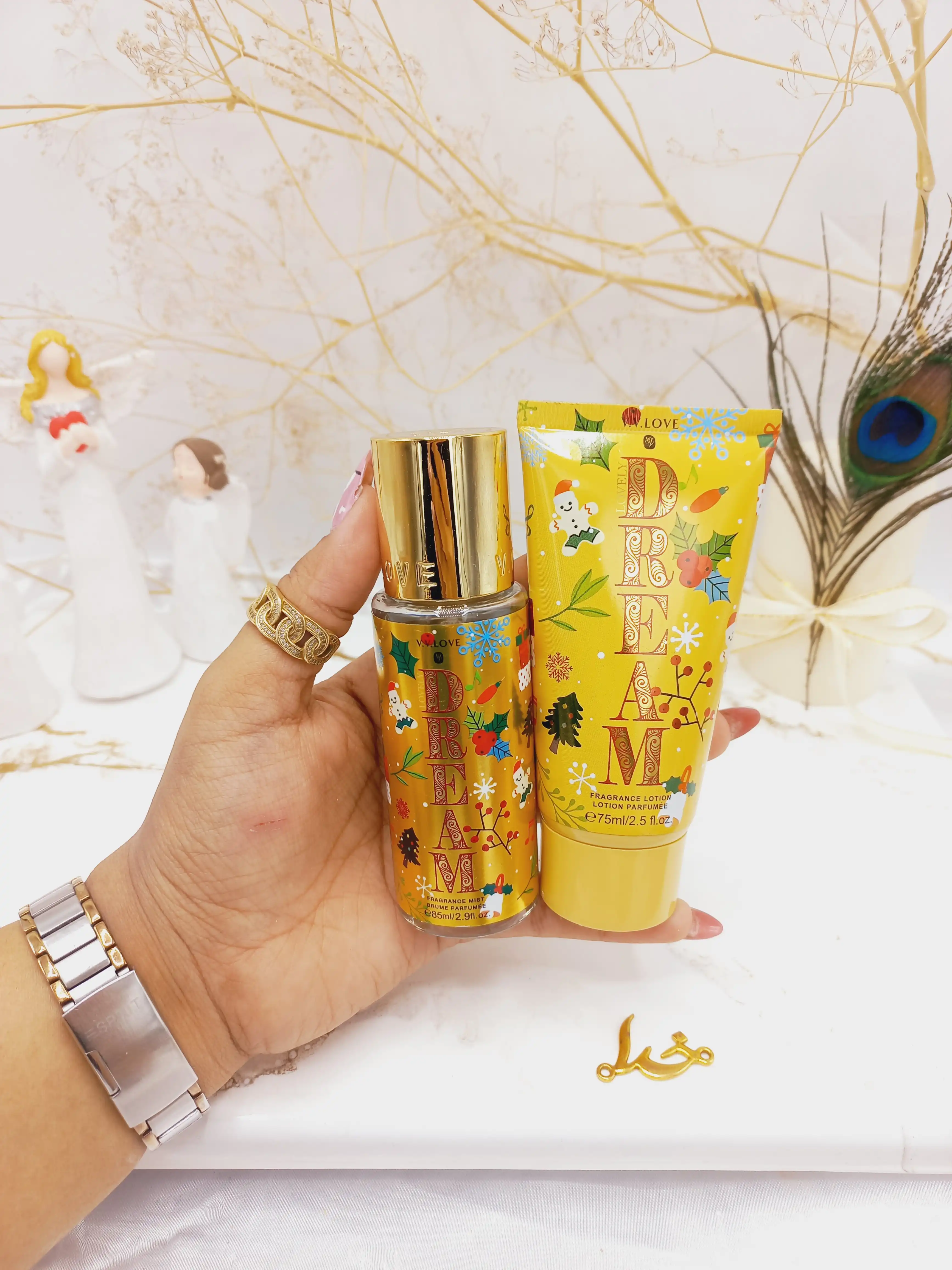 ست خفن بادی اسپلش و لوسیون خوشبو وی وی لاو (طلایی) کد VL9059