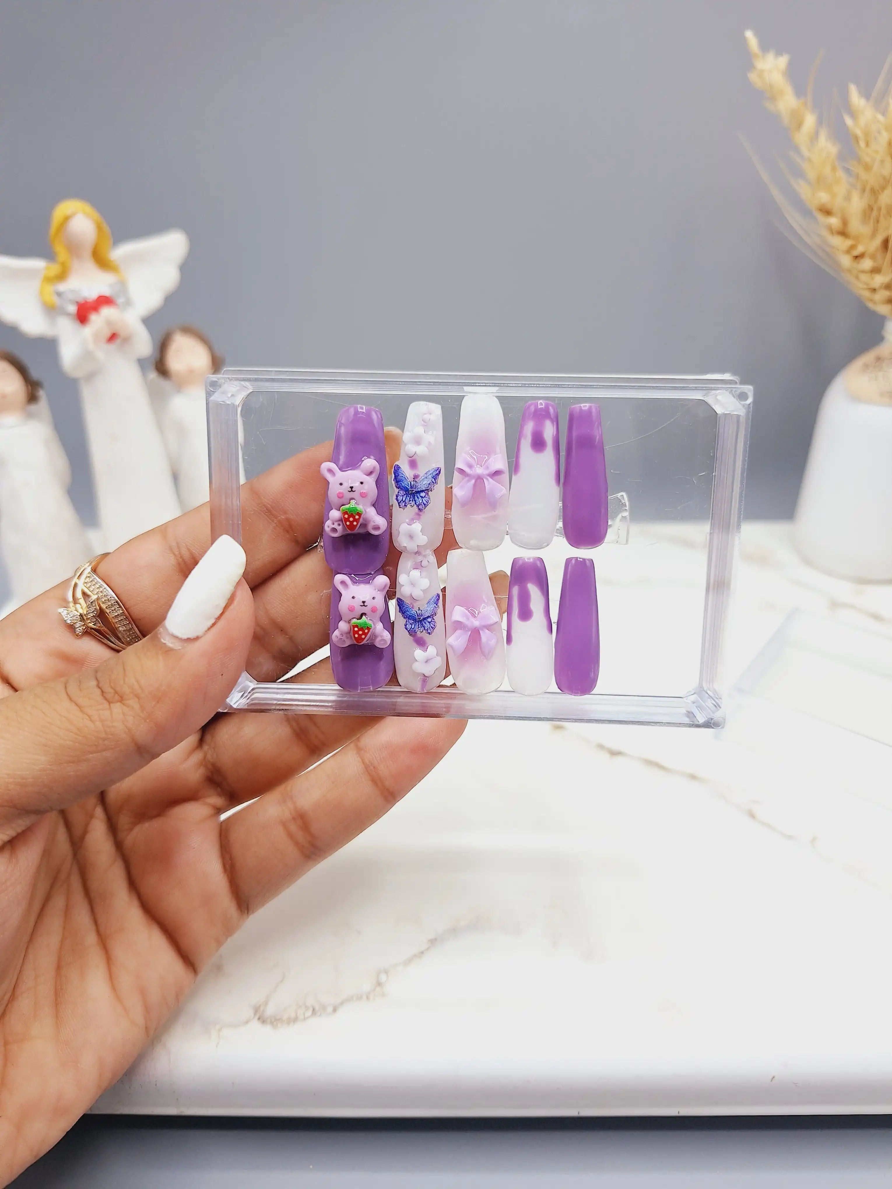 ناخن مصنوعی با مواد کاشت درجه ۱ طرح خرسی و پروانه ای شیک و خاص (به همراه پک اختصاصی)