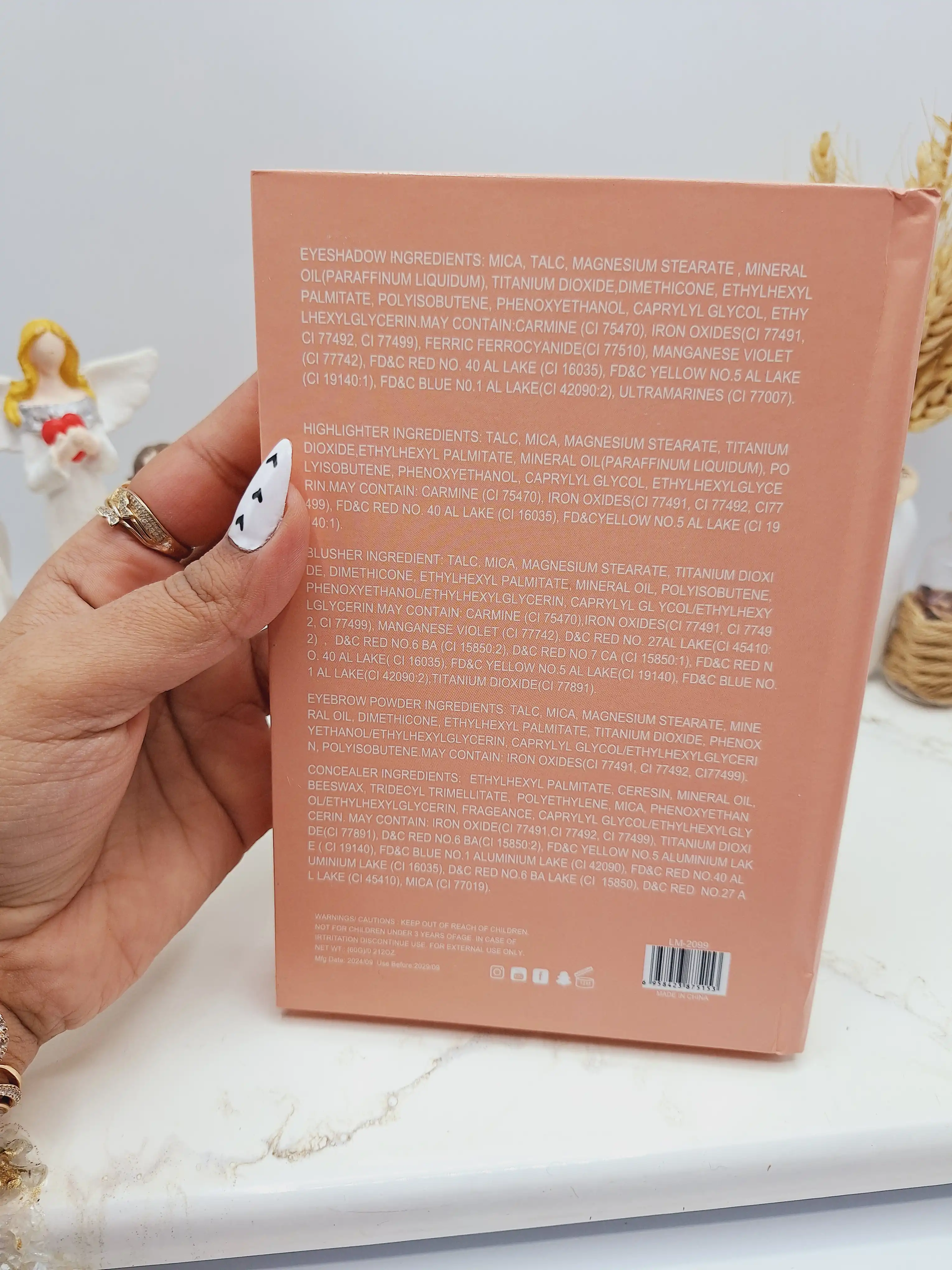 پالت سایه پک کامل ۳ طبقه برند POA کد LM_2099