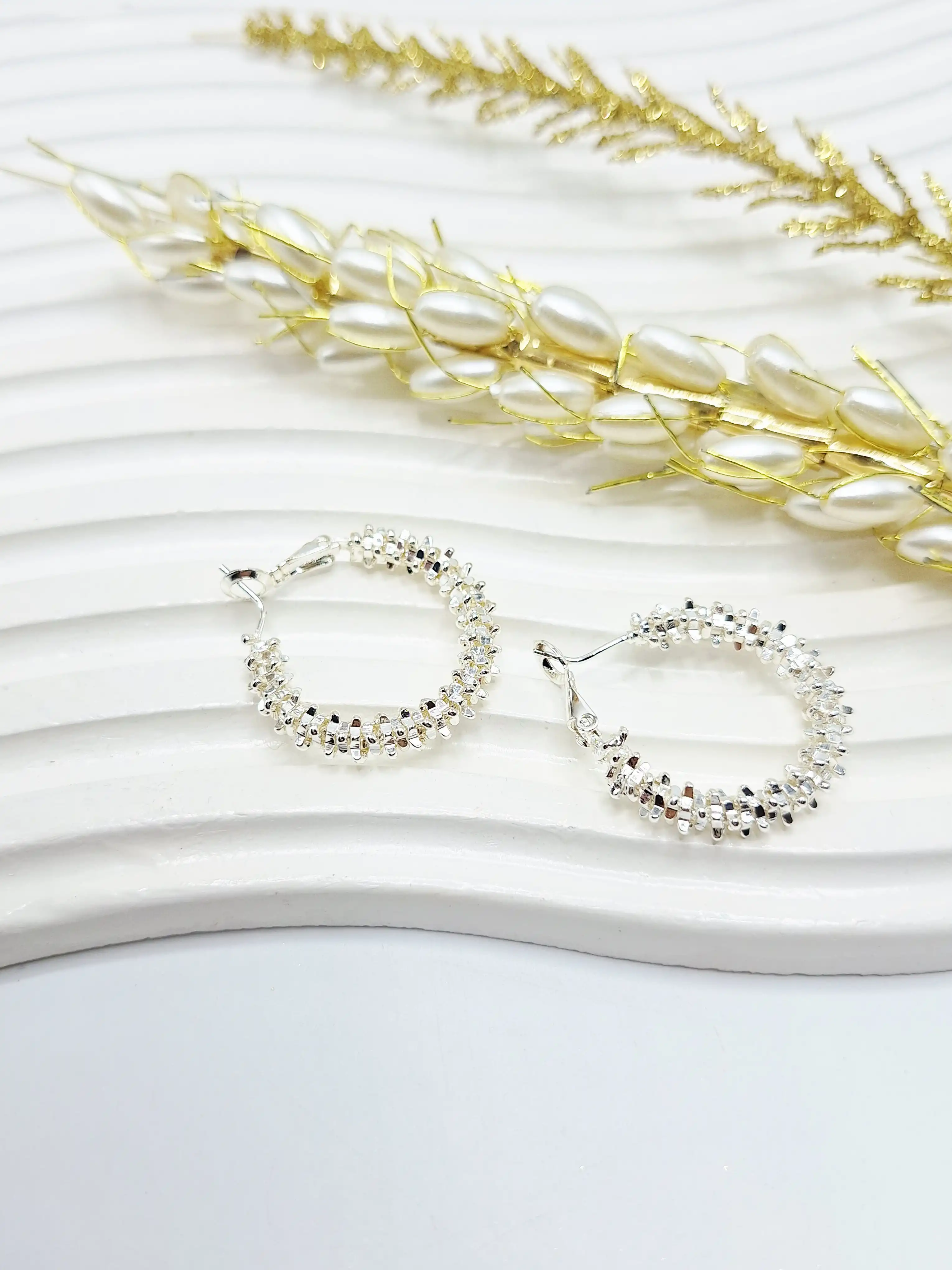 گوشواره مجلسی طرح شاخه ای نقره ای استیل